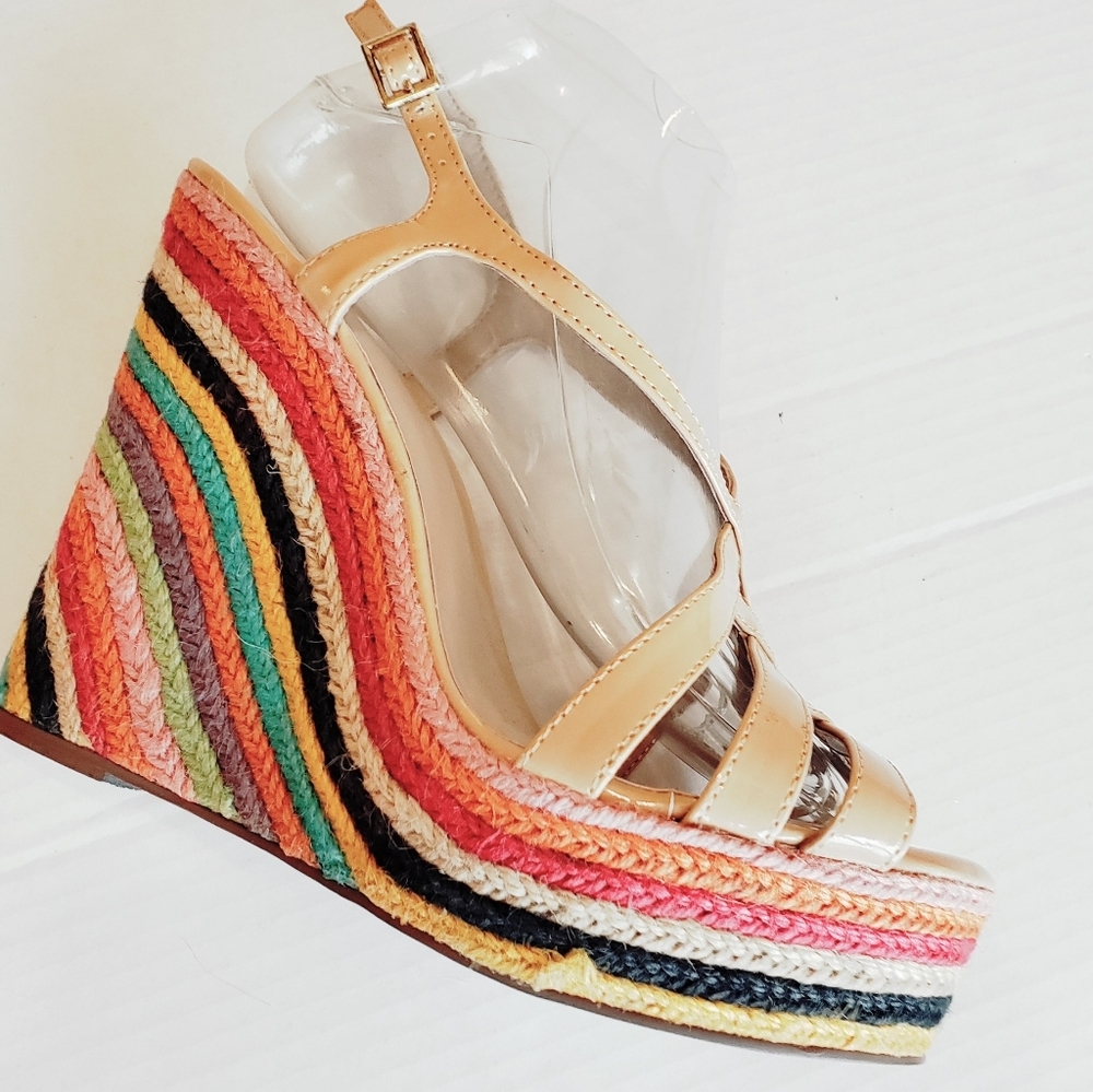 NWT! Cato Wedge
